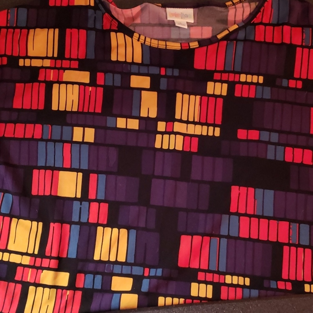 EUC Lularoe Irma size Large